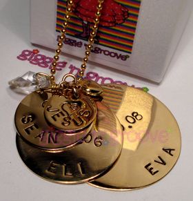 giggle groove necklace.jpg